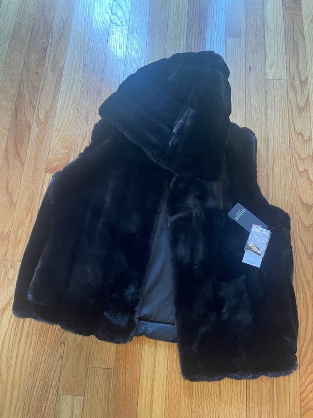 Guess fur vest -Jet Black sophy vest- Women’s Size Medium